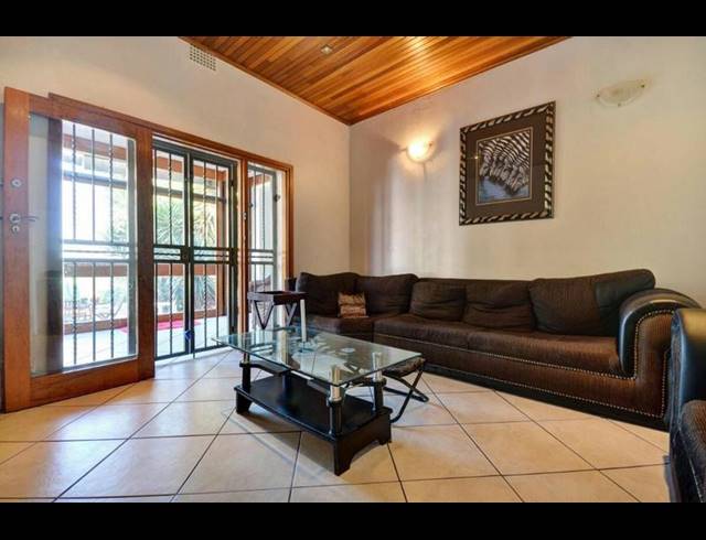 4 BEDROOM HOUSE FOR SALE IN OBSERVATORY